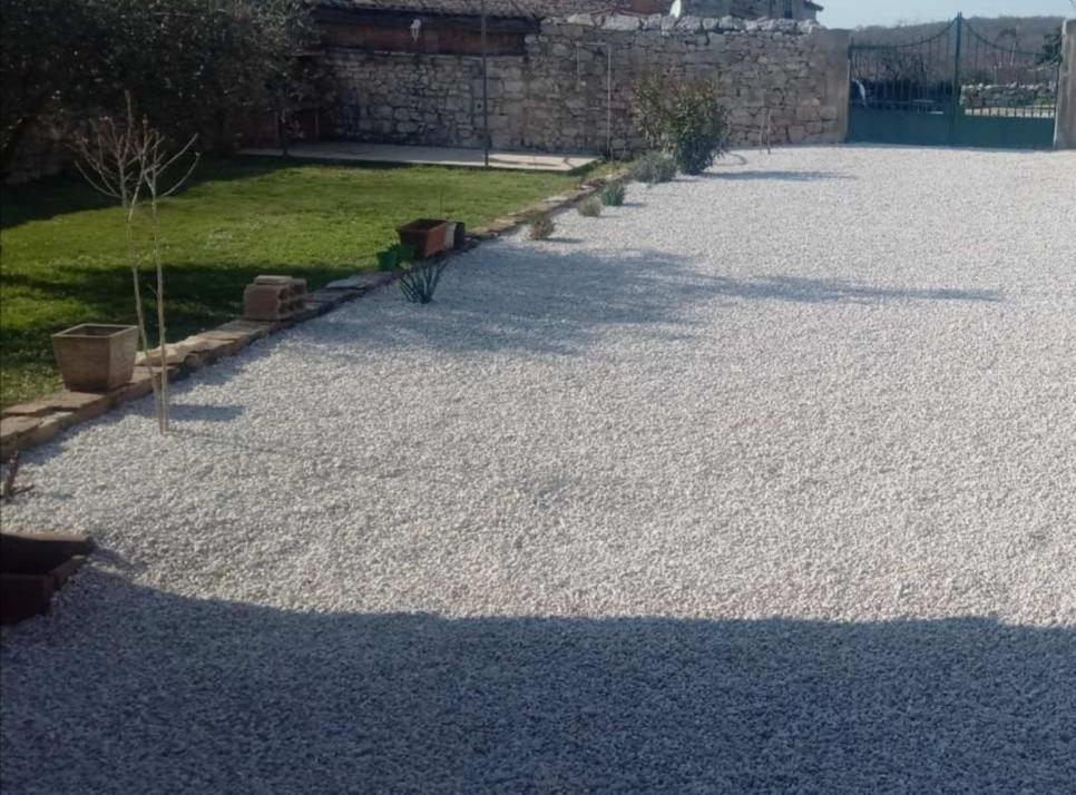 Holiday Home Stancija Becic Mugeba المظهر الخارجي الصورة