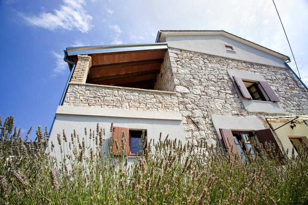 Holiday Home Stancija Becic Mugeba المظهر الخارجي الصورة